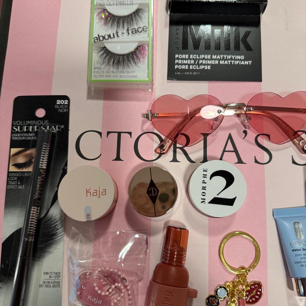 Makeup Set variety - Picture 2 of 4